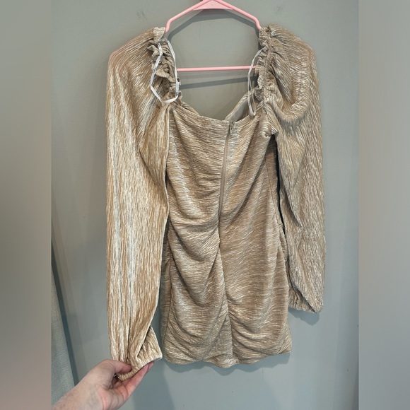 Lulus new with tags size medium celebrate me velvet - Picture 4 of 8